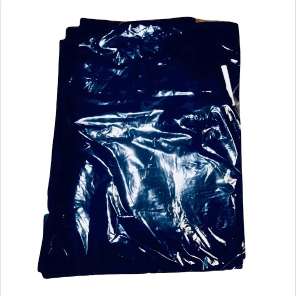 NWT Nike: Extra Small Long Black Flare Workout Leggings - Picture 7 of 8